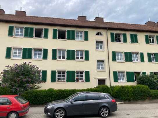 Charmante 2-Zimmer-Wohnung in Altbau mit Entwicklungspotential in Freiburg-Haslach