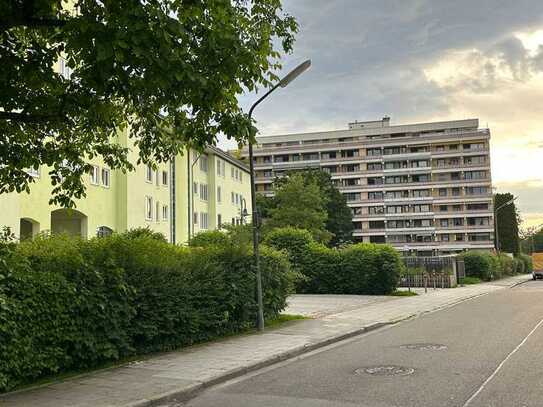 Attraktive 3-Zimmerwohnung mit 2 Balkonen in ruhiger Lage von Puchheim