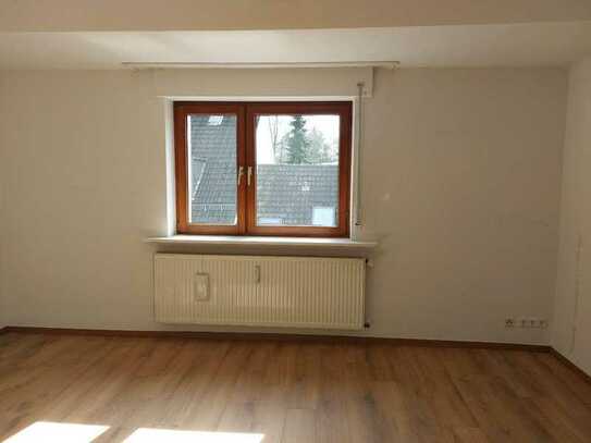 Schöne 3-Zimmer-Wohnung mit Balkon in Solingen Wald