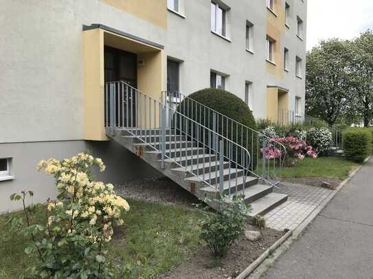 Kleine gemütliche 1Raumwohnung mit Balkon.