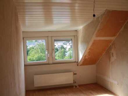 Attraktive, gepflegte 3-Zimmer-DG-Wohnung in Kettig
