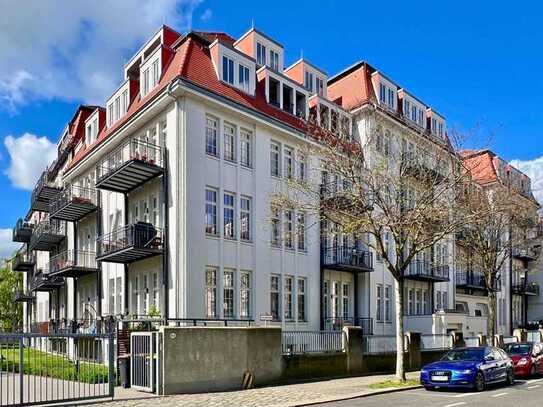 neuwertige Dachgeschosswohnung mit Loggia in der kernsanierten historischen Tabakfabrik Dresden