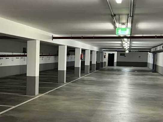 Tiefgaragenparkplatz direkt am Neusser Rathhaus