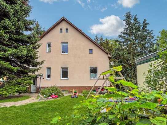 Großes Haus für zwei Familien mit 6 Zimmern in Altlandsberg/ OT Bruchmühle