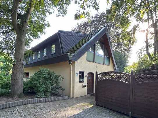 Einfamilienhaus m. Einliegerwohnung, 1.154 m² Grundstück, kurzfr. frei, 40489 Düsseldorf-Angermund