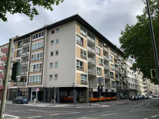 Büro- Praxisfläche in absoluter zentraler Mainzer Lage