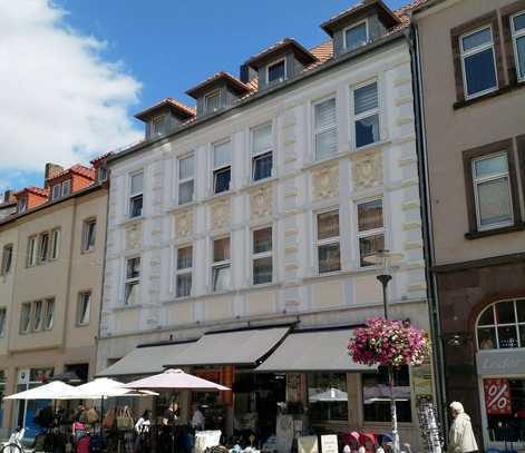 Zentral gelegene 3-Zimmer-DG-Wohnung in der Fußgängerzone kurz vor dem Bahnhof