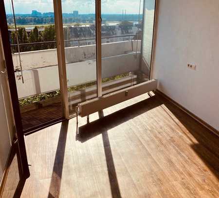 Traumhafter Blick über Düsseldorf 2-Zimmer Apartment