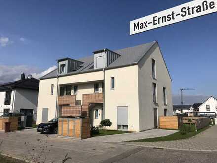 Helle, große Wohnung mit Außenbalkon und schöner Aussicht