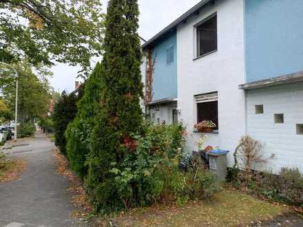 Mannheim-Seckenheim: Verkauf von 4 Reihenhäusern