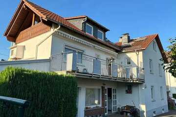 60437 Frankfurt Nieder-Eschbach Mehrfamilienhaus Einfamilienhaus 768qm Grundstück Balkon Loggia