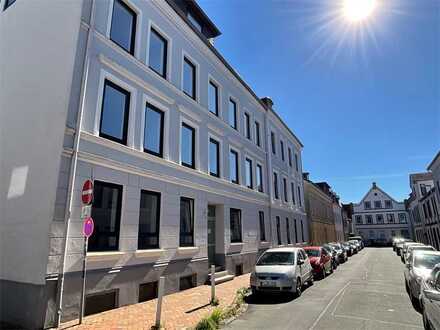 Erstbezug nach Vollrenovierung – 3 Zimmer WHG im 1. OG (ca.58,00 m²), in Flensburg, Friesischer Berg