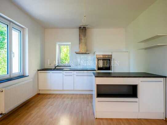 Moderne 2- oder 3-Zimmer-Wohnung mit Gartenanteil in S-Degerloch