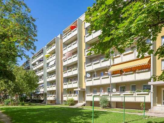 3-Zimmer im Grünen mit Balkon!