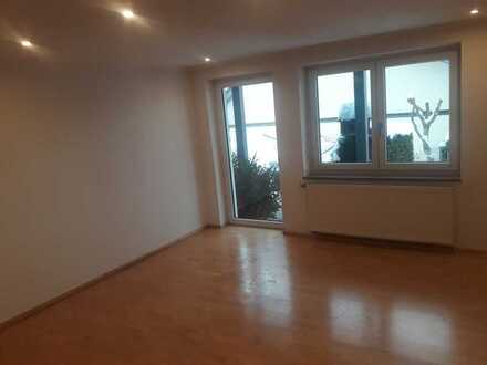 Modernisierte 3-Raum-Wohnung mit Terrasse in Aicha vorm Wald