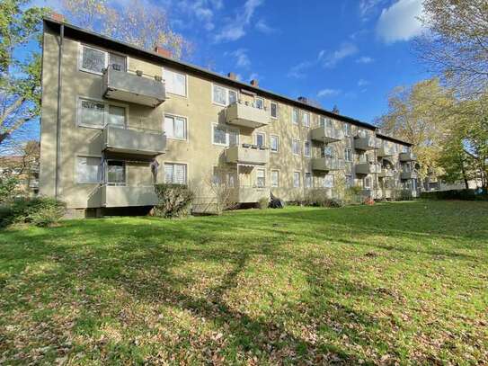 Geräumige 2,5-Zi.-Wohnung mit Balkon!