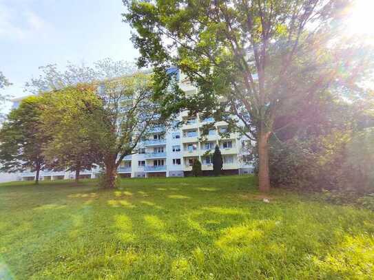 Modernisierte 2-Raum-Wohnung mit Balkon