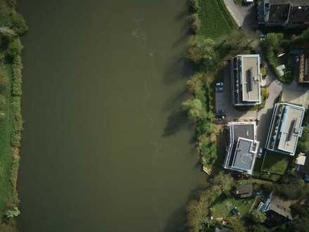 Luxuriöses Apartment mit großem Balkon und Neckarblick