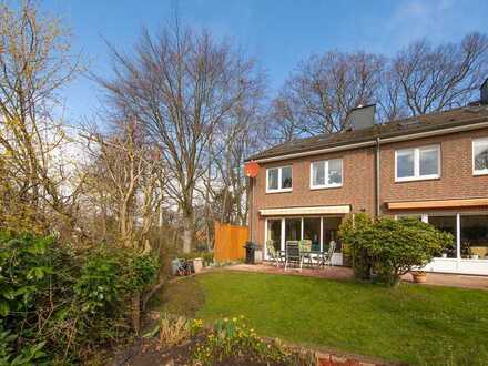 Familiäres 5-Zimmer Endreihenhaus mit großem und attraktivem Grundstück in Blankenese