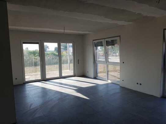 Exclusive 3 5-Raum-EG-Wohnung mit gehobener Innenausstattung