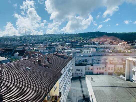 Einzigartige Dachgeschosswohnung mit Terasse im Herzen von Stuttgart, Tiefgaragenplatz anmietbar