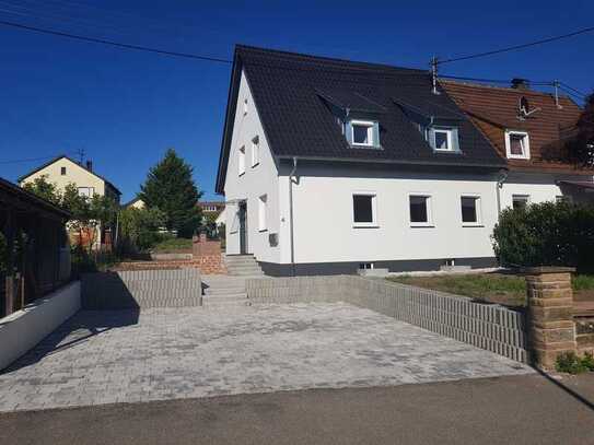 Schöne zwei Zimmer Wohnung in Heilbronn (Kreis), Brackenheim