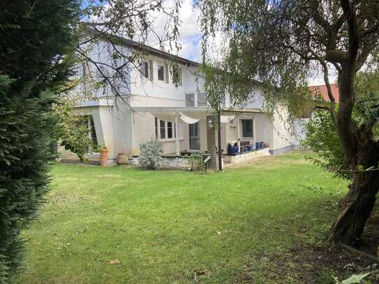 Einfamilienhaus mit schönem Garten in Berlin Bohnsdorf (Treptow)