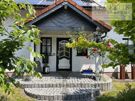 Energieeffizient in bester Aussichtslage von Krombach - ein Haus mit Herz und Verstand