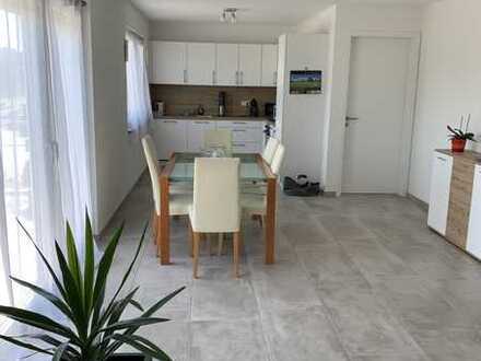 topausgestattete EG-Wohnung in idyllischer Lage in Rot am See