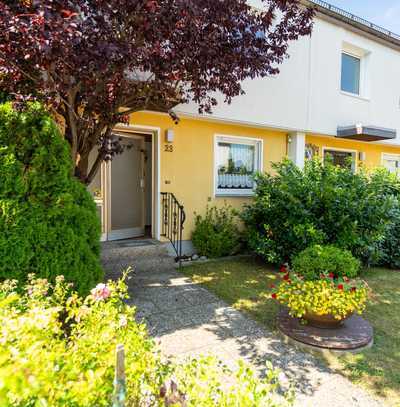 Charmantes, ruhiges und familienfreundliches Reihenmittelhaus mit Garten & Garage