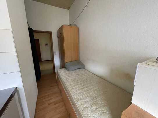 1 Zimmer - ideal für Pendler und Monteure!!!