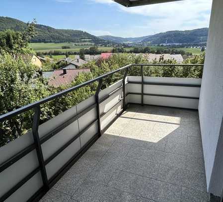 Platz für die Familie: Schöne 4-Zimmer-Wohnung im Grauleshof mit toller Aussichtsslage