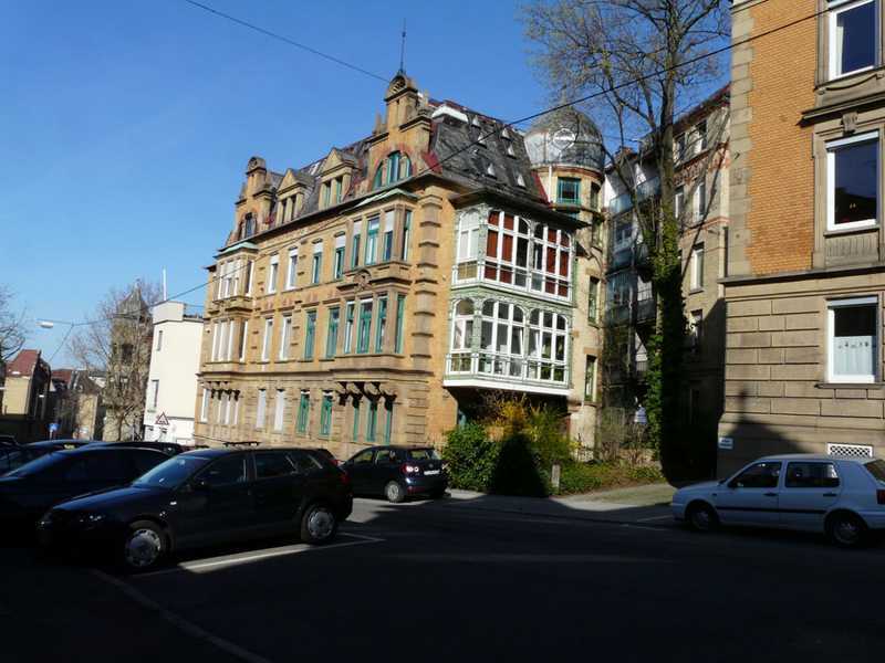 Tolle 3-Zimmer Altbauwohnung mit hellem Wintergarten in Stuttgart-Mitte provisionsfrei zu vermieten!