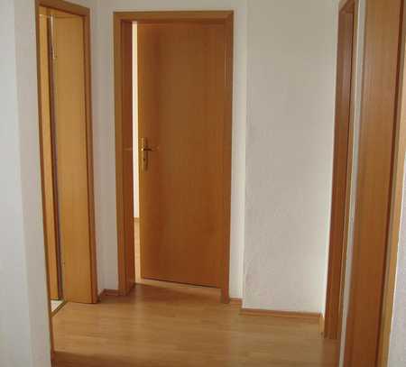 Magdeburg-Neustadt/ 2,5-R.-Wohnung mit Einbauküche + Balkon