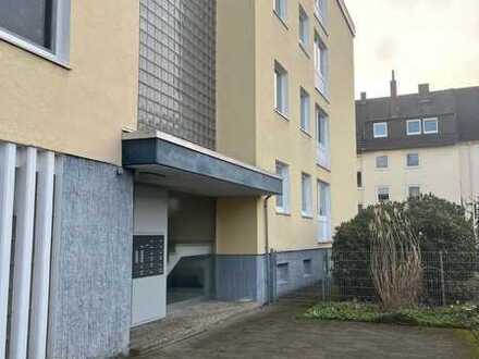 Schöne Wohnung mit Balkon und Stellplatz