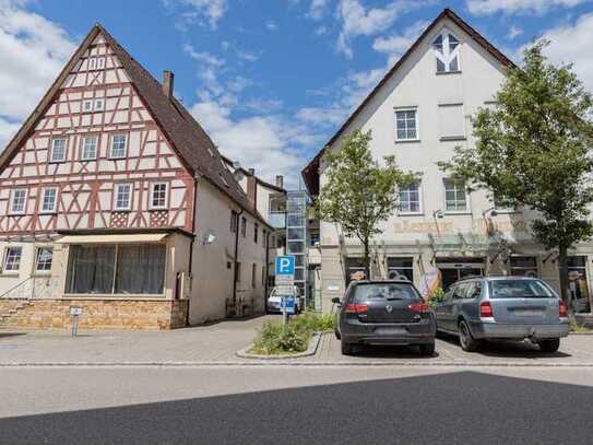 Attraktives MFH mit gut vermieteten Gewerbeflächen in TOP Lage von Oedheim