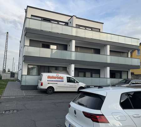 Ansprechende 1,5-Zimmer-Wohnung mit Balkon und EBK in Bornheim