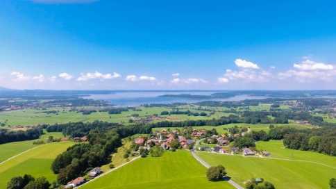 Hotel/Frühstückspension mit Wohnung im Chiemgau zum Verkauf