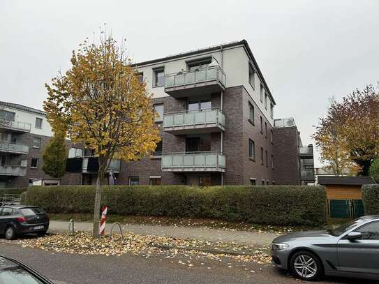 hochwertige 3-Zimmer-Wohnung mit Balkon & Tiefgarage