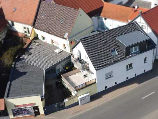 Wohn- und Geschäftshaus in Nidderau – Komplett renoviert und vermietet