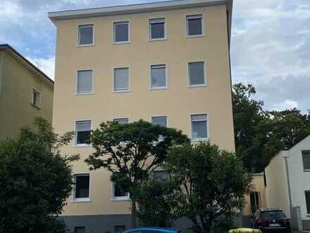 Erstbezug nach Sanierung mit EBK: stilvolle 2-Zimmer-Wohnung in Giessen