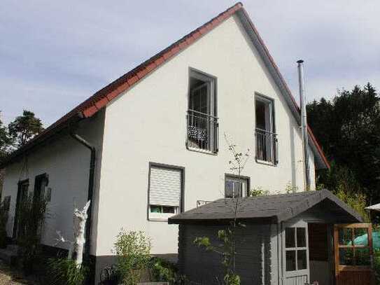 Sehr gepflegtes Haus in ruhiger OR-Lage mit Blick auf Wald und Wiesen!