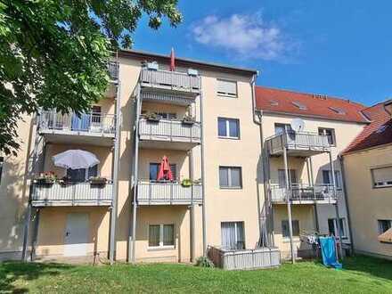 Vermietete Zweiraumwohnung mit Balkon und Stellplatz in Bannewitz
