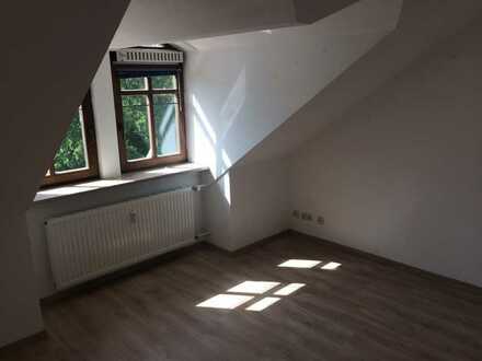 Schöne zwei Zimmer Wohnung in Roth (Kreis), Rednitzhembach