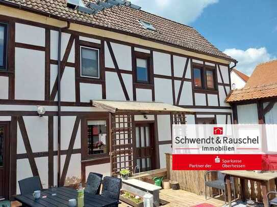 Einfamilienhaus mit Nebenhaus in Butzbach Hoch-Weisel