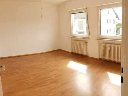 Ansprechende 3-Zimmer-Wohnung mit Balkon in Hainburg in ruhigem 3FH ab sofort zu vermieten