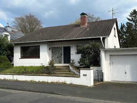 JA, zum freistehenden Einfamilienhaus mit Garage in Solingen-Merscheid