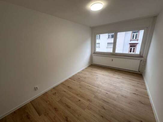 neu saniertes kleines City Apartment ab 01.02.2025 zu vermieten