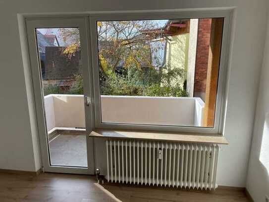 2-Zimmerwohnung mit Balkon und neuer EBK