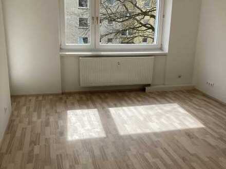 Neues zu Hause, neues Glück! Schicke 2-Zimmer-Wohnung mit Balkon